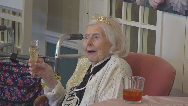 Western New York woman celebrates her 100th birthday — Buffalo Community news